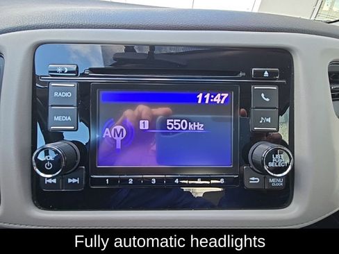 Used 2021 Honda HR-V LX image 19