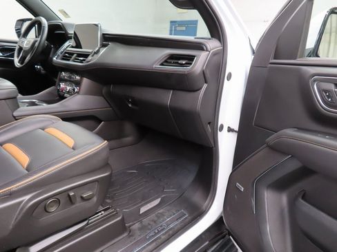 Used 2024 GMC Yukon AT4 image 33