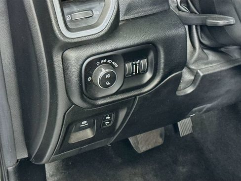 Used 2020 RAM 1500 Laramie w/ Sport Appearance Package AWD/4WD image 10