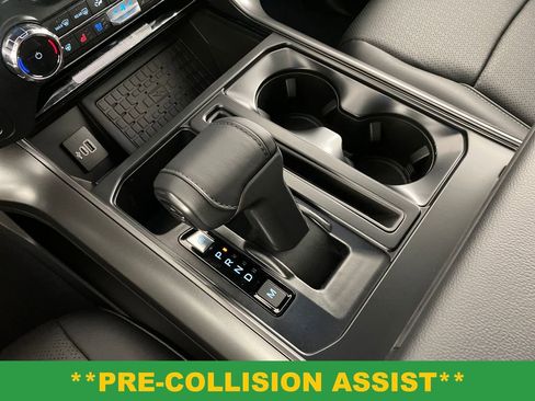 New 2025 Ford F150 Lariat w/ Equipment Group 502A High image 26