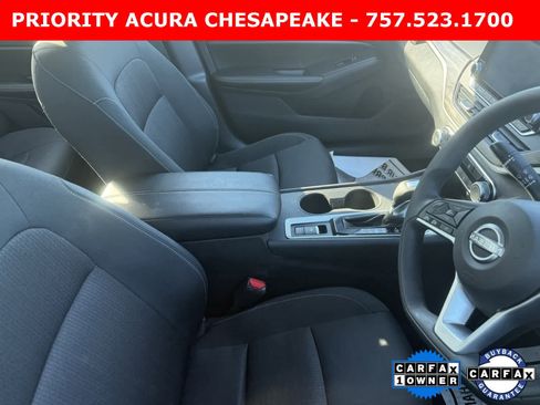 Used 2025 Nissan Altima 2.5 SV image 2