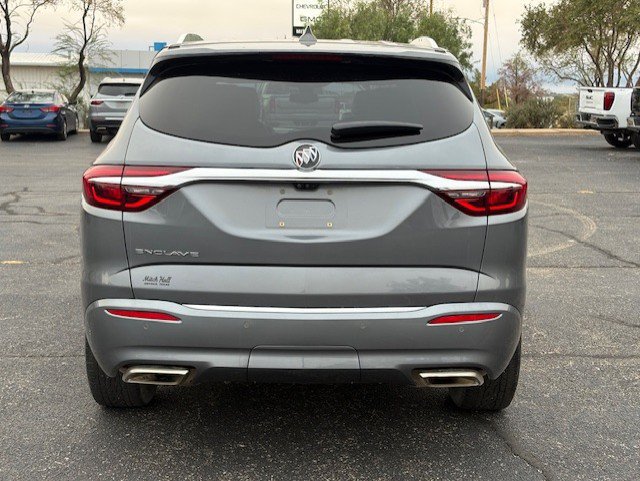 Used 2021 Buick Enclave Avenir w/ Avenir Technology Package FWD image 5