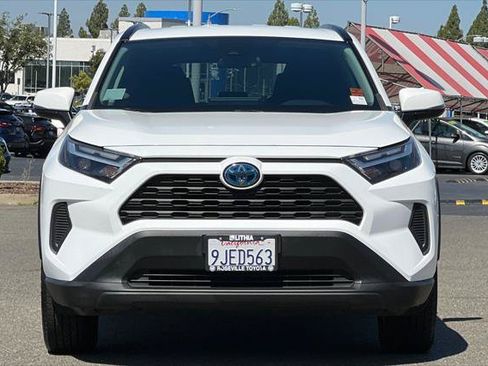 Certified 2023 Toyota RAV4 LE AWD/4WD image 10
