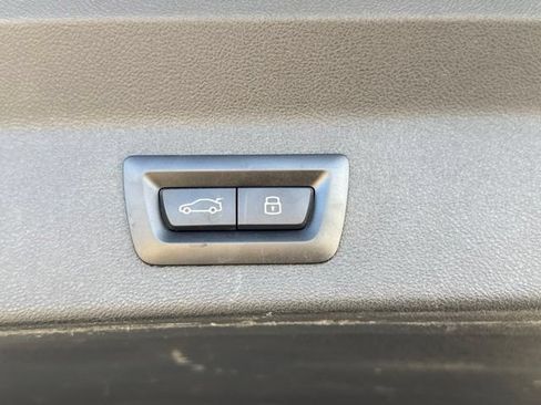 Used 2023 BMW X3 sDrive30i w/ M Sport Package RWD image 17