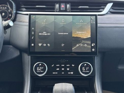 Used 2023 Jaguar F-PACE S image 28