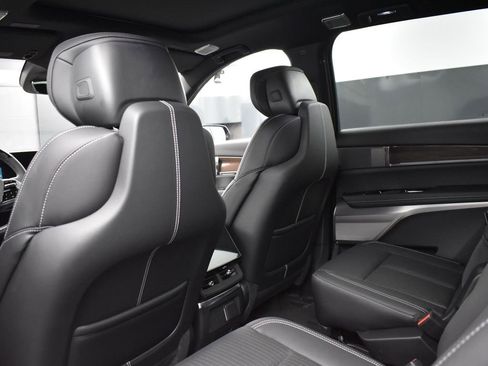 New 2026 Cadillac Vistiq Sport w/ LPO, Floor Liner Package image 31