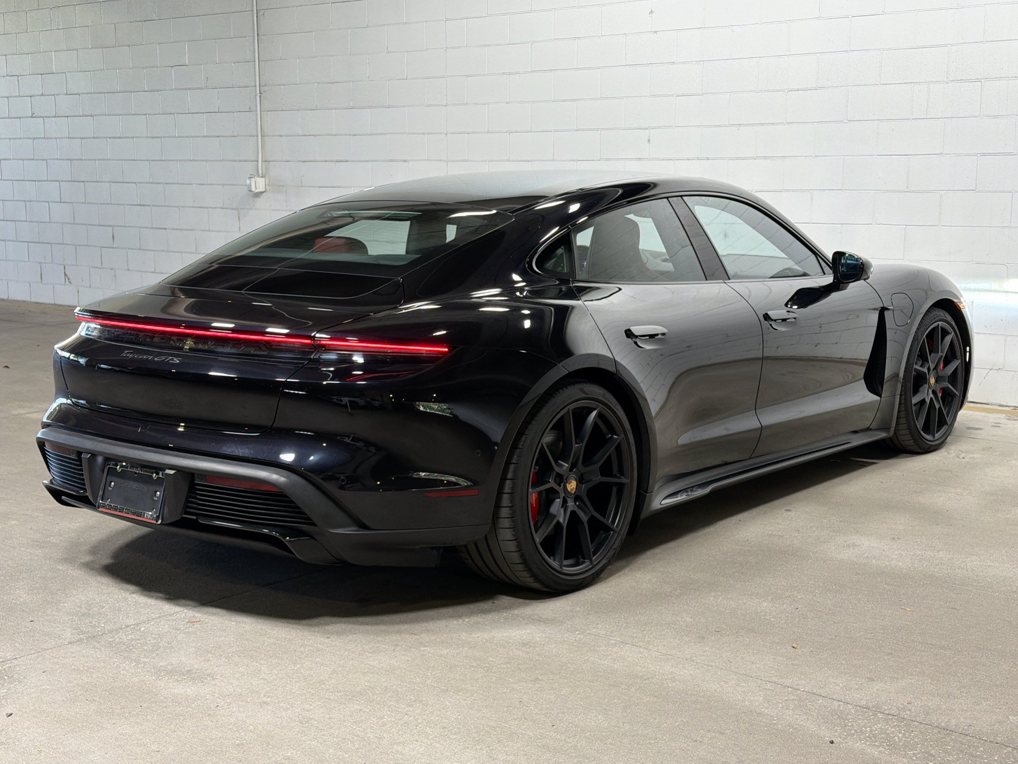 Certified 2023 Porsche Taycan GTS AWD/4WD image 7