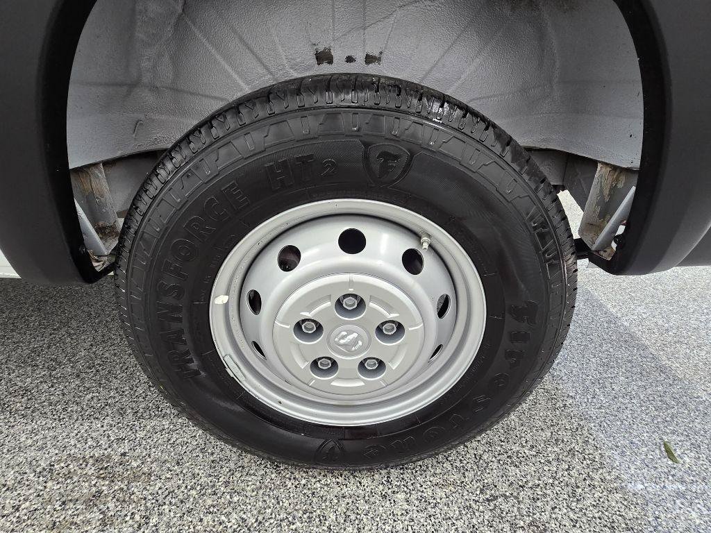 Used 2023 RAM ProMaster 2500 FWD image 28