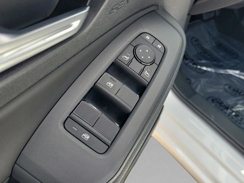 New 2026 Nissan Sentra SV w/ Floor Mat Package FWD image 19