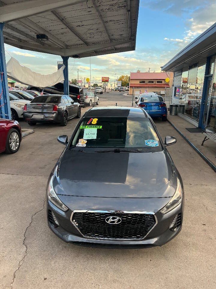 Used 2018 Hyundai Elantra GT FWD image 24