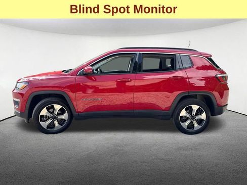 Used 2018 Jeep Compass Latitude w/ Popular Equipment Group AWD/4WD image 6