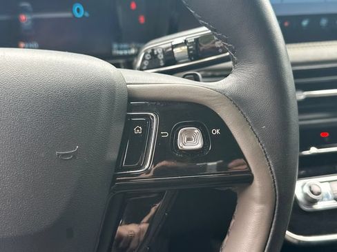 Used 2025 Lincoln Corsair Grand Touring w/ Equipment Group 301A AWD/4WD image 24
