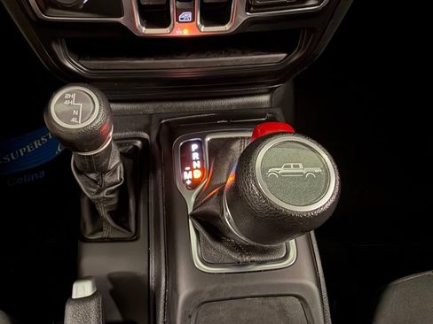 Used 2020 Jeep Gladiator Sport AWD/4WD image 28