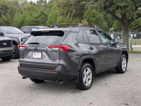 Used 2021 Toyota RAV4 XLE w/ Carpet Mat Package (TMS) image 3