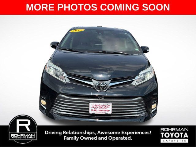 Used 2019 Toyota Sienna Limited Premium AWD/4WD image 8