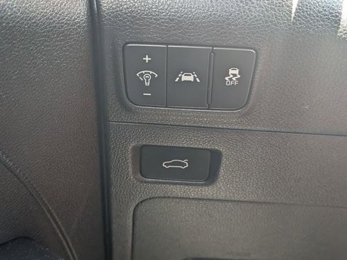Used 2023 Kia K5 LXS FWD image 12