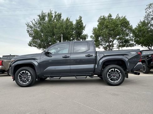 Used 2024 Toyota Tacoma TRD Sport RWD image 2