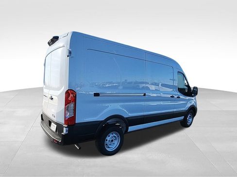 New 2026 Ford Transit 250 148 Medium Roof RWD image 8