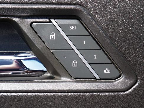 Used 2023 GMC Canyon Denali AWD/4WD image 27