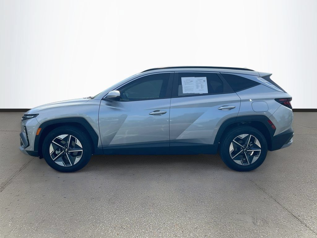 Used 2025 Hyundai Tucson SEL FWD image 4