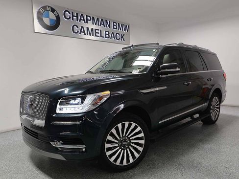 Used 2021 Lincoln Navigator Reserve w/ Luxury Package image 1