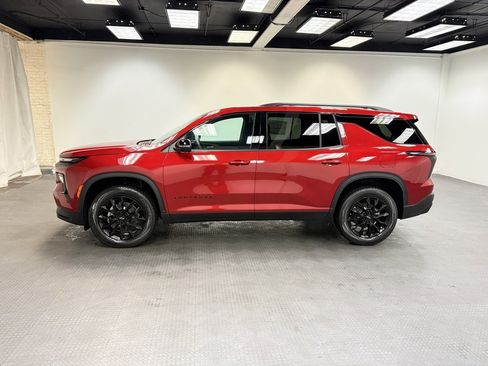 New 2026 Chevrolet Traverse LT w/ Midnight/Sport Edition image 2