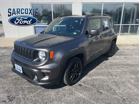 Used 2021 Jeep Renegade Latitude w/ Sun & Sound Group FWD image 24