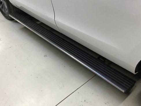 Used 2019 Ford Expedition Max Limited w/ Driver Assistance Package image 10