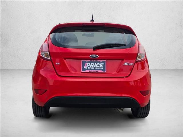 Used 2015 Ford Fiesta SE FWD image 4