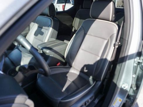 Used 2023 Chevrolet Traverse Premier w/ Redline Edition image 12