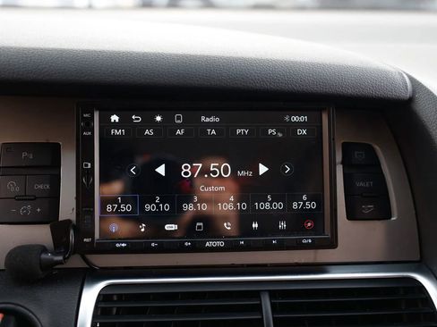 Used 2010 Audi Q7 3.6 Premium image 29