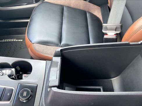 Certified 2025 Ford Bronco Sport Outer Banks w/ Outer Banks Tech Package+ AWD/4WD image 15