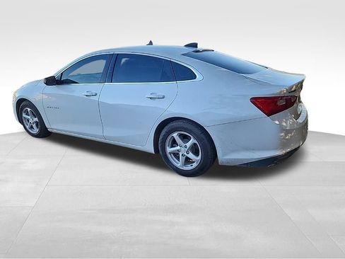 Used 2016 Chevrolet Malibu LS image 4