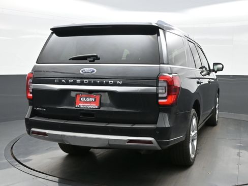 Used 2023 Ford Expedition Platinum image 5