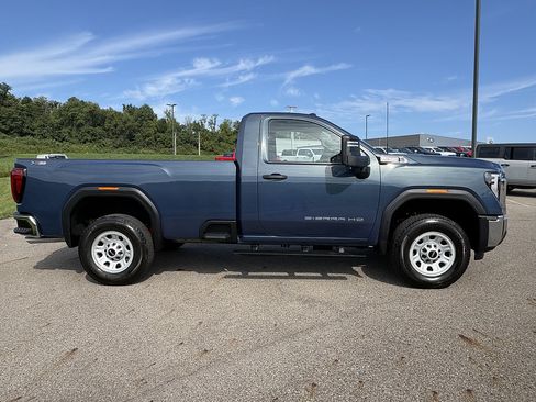 Used 2026 GMC Sierra 2500 Pro AWD/4WD image 6