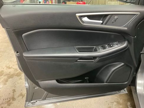 Used 2023 Ford Edge SEL AWD/4WD image 5