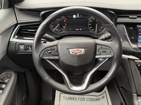 Certified 2024 Cadillac XT6 Premium Luxury AWD/4WD image 11
