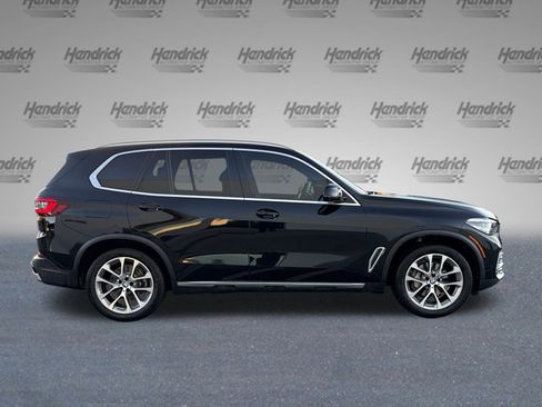 Used 2022 BMW X5 xDrive40i w/ Climate Comfort Package image 11