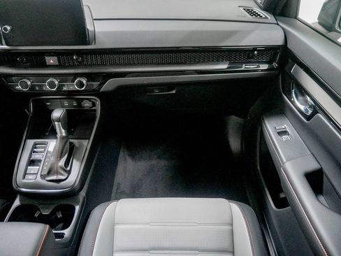 Certified 2026 Honda CR-V Sport Touring image 31
