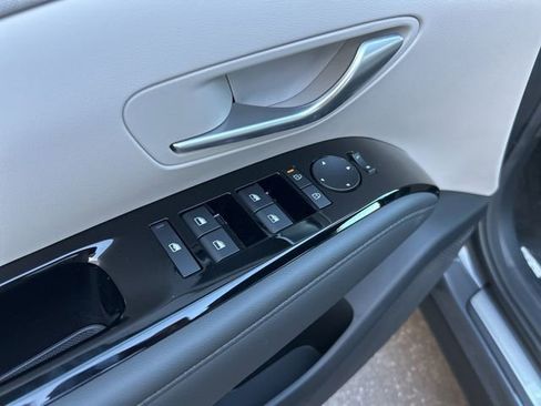 New 2026 Hyundai Tucson Limited AWD/4WD image 10