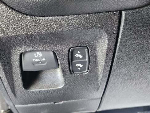 Used 2020 RAM 1500 Big Horn RWD image 23