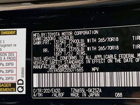 Certified 2025 Toyota 4Runner TRD Off-Road Premium AWD/4WD image 25