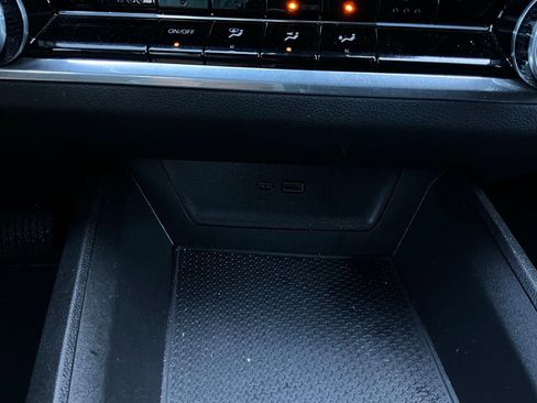 Used 2025 Chevrolet Equinox LT image 22