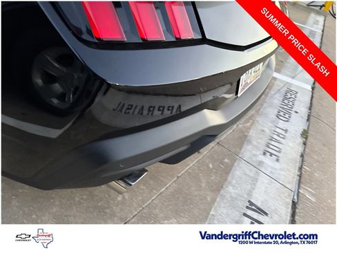 Used 2025 Ford Mustang GT RWD image 10