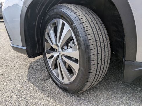 Used 2021 Subaru Ascent Touring AWD/4WD image 36