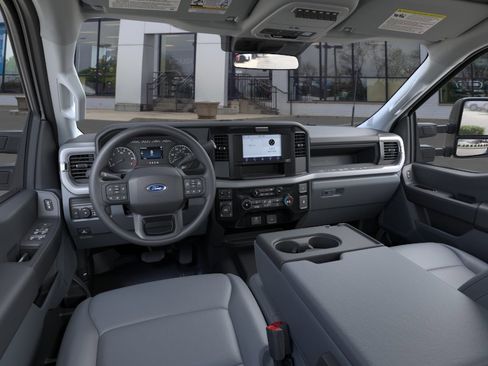 New 2026 Ford F350 XL w/ XL Chrome Package image 9