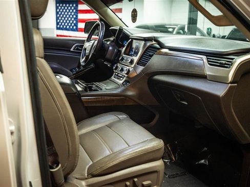 Used 2018 GMC Yukon Denali w/ Denali Ultimate Package AWD/4WD image 14