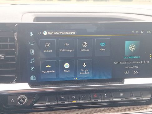 Used 2025 Chevrolet Silverado 1500 LT image 41