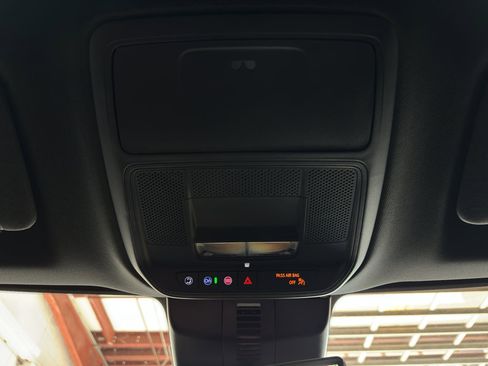 New 2026 Chevrolet Traverse LT w/ Enhanced Driving Package image 25