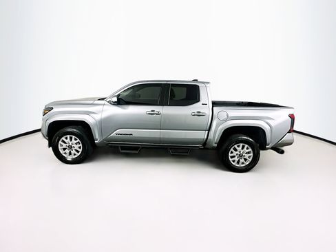 Used 2024 Toyota Tacoma SR5 RWD image 4